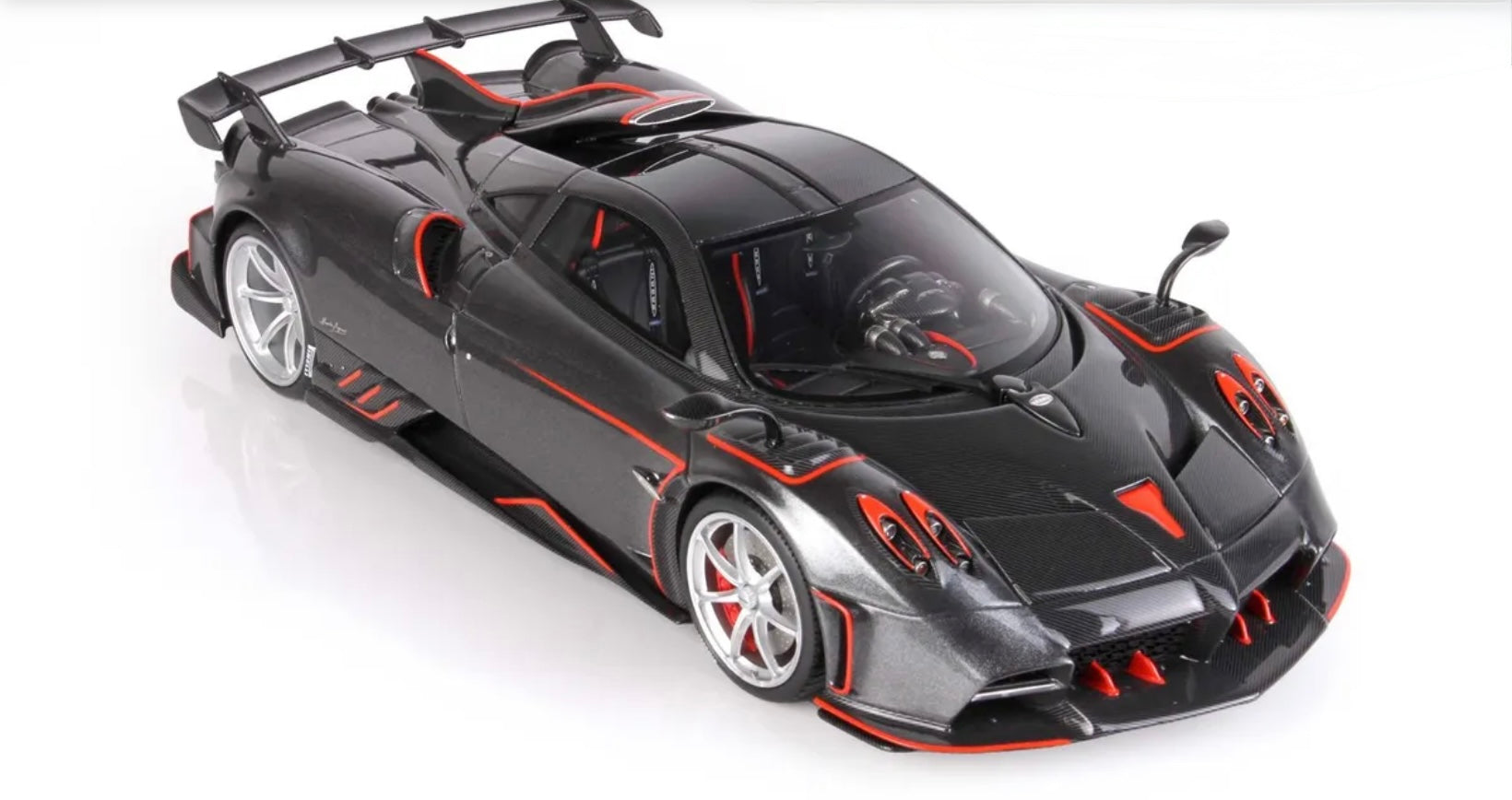 Pagani Imola 2020 Limited Edition 1:18 Model Car Replica #031/200