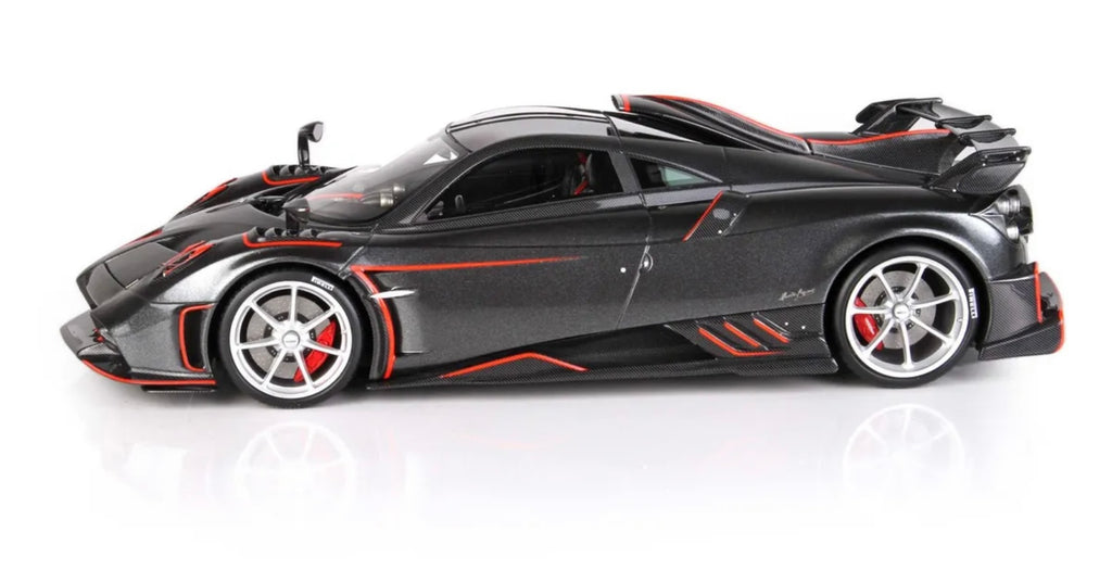 Pagani Imola 2020 Limited Edition 1:18 Model Car Replica #031/200