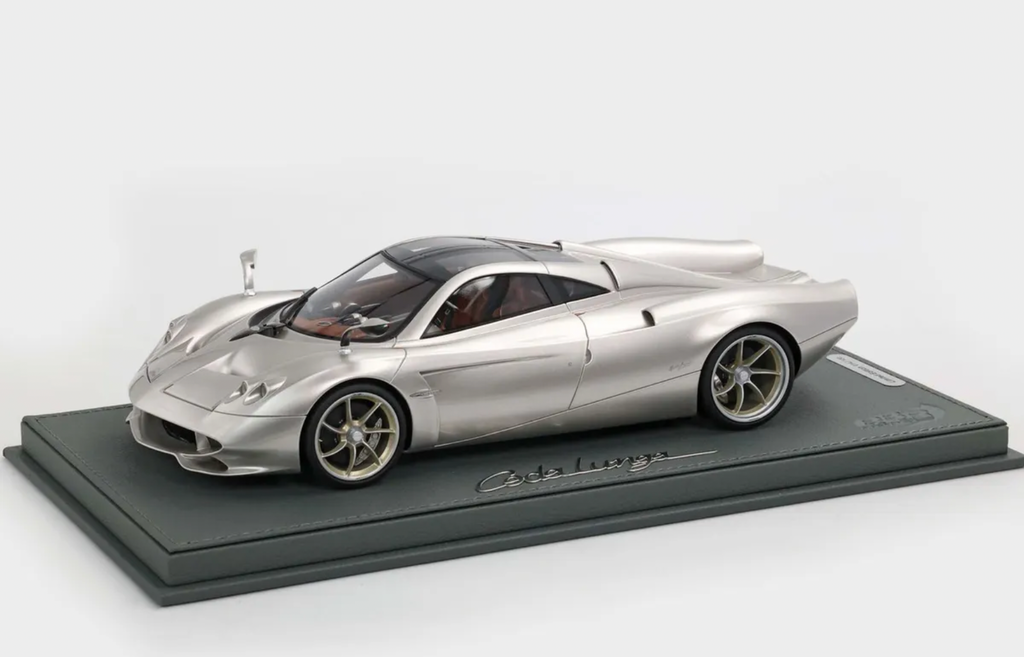 Pagani Huayra Codalunga 1:18 Model Replica