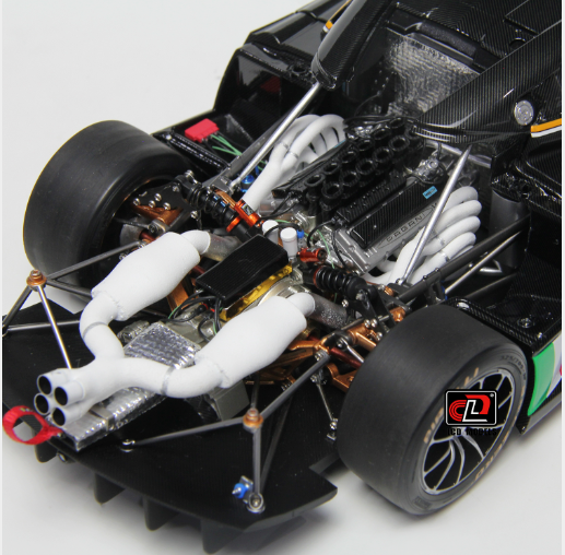 Pagani Huayra R 1:18 Scale Die Cast Model (Carbon Black)
