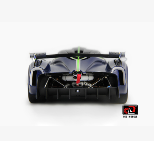 Pagani Huayra R 1:18 Scale Die Cast Model (Carbon Blue)