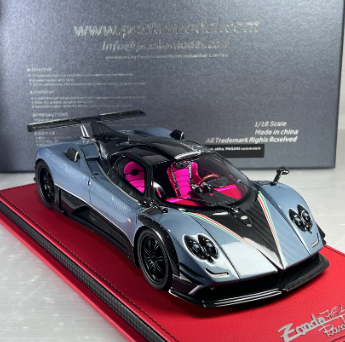 Pagani Zonda 764 1:18 Replica Scale Model Car in Passione, Limited Edition 64/100