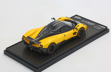 Pagani Utopia 1:43 Scale Replica Model Car (Giallo Ginevra)